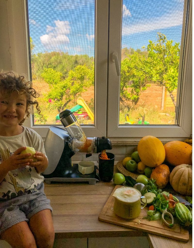 #optimumh3000 #horizontaljuicer #bestjuicer #bestjuiceraustralia #coldpressjuice #juicecleanse #juicing #raw #vegan #cheapjuicer #masticatingjuicer #huromjuicer #brevillejuicer #kuvingsjuicer